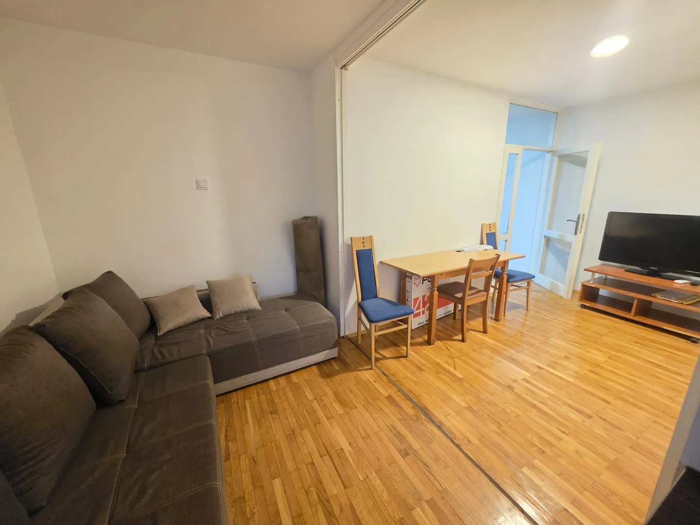 Rent, two bedroom apartment, 65m², Blok 5, Podgorica