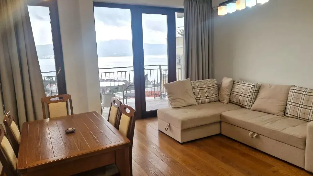 Rent, apartment, 50m², Tivat, Crna Gora
