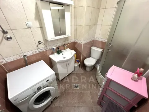 Rent, three bedroom apartment, 100m², Pejton, Podgorica - image 15
