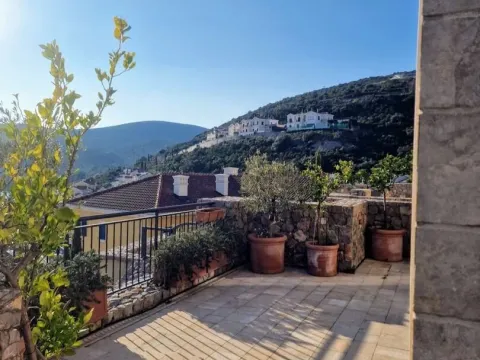 Prodaja, trosoban stan, 157m², Luštica Bay, Tivat - image 13