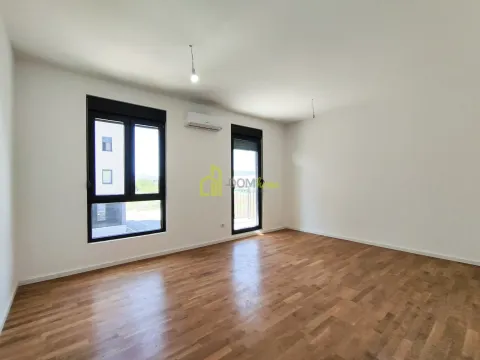 Prodaja, dvosoban stan, 64m², Tološi, Podgorica - image 3