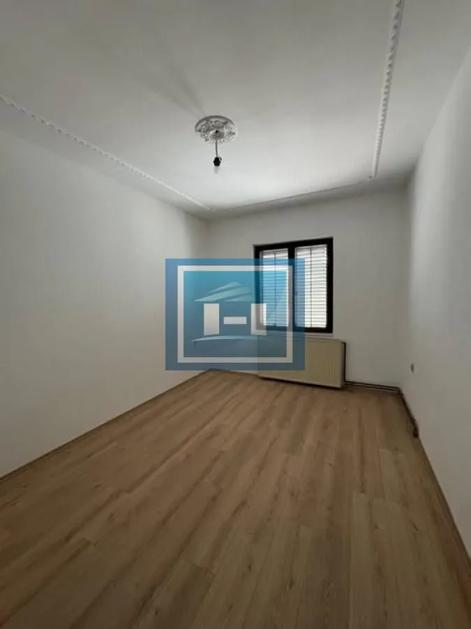 Prodaja, kuća, 240m², Ćuprija, Srbija
