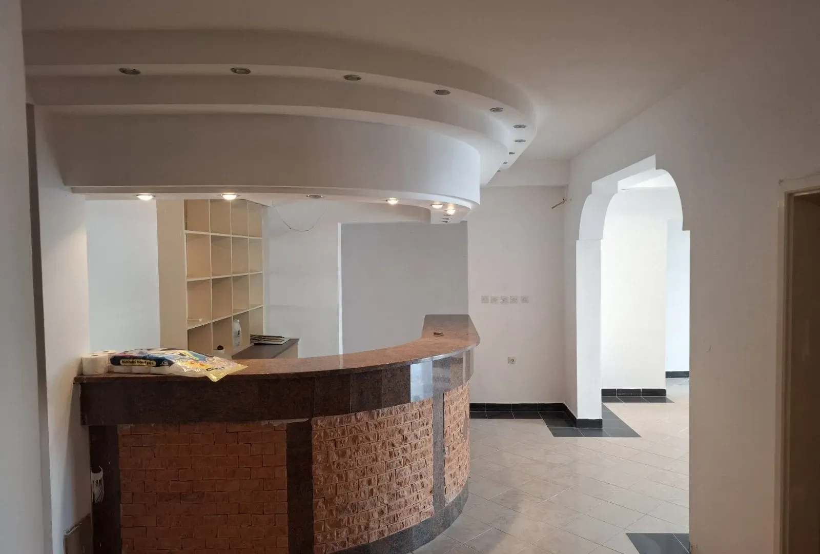 Sale, office space, 173m², Kamenovo, Budva