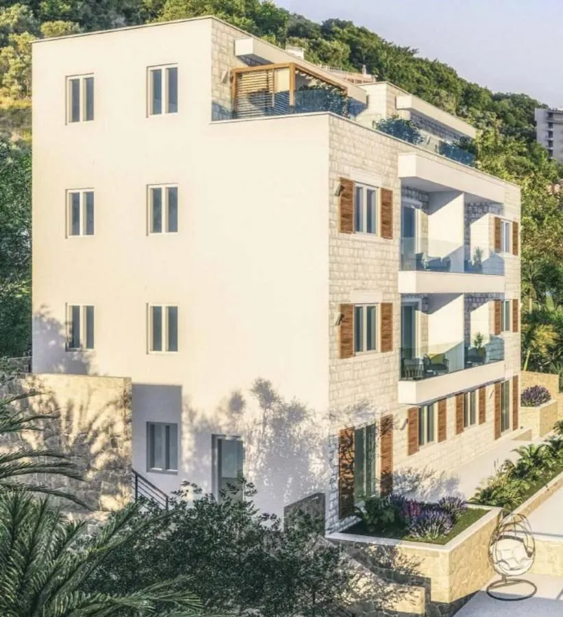 Prodaja, plac, 1200m², Tivat, Crna Gora