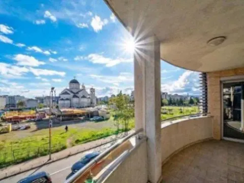 Prodaja, trosoban stan, 140m², Preko Morače, Podgorica - image 3