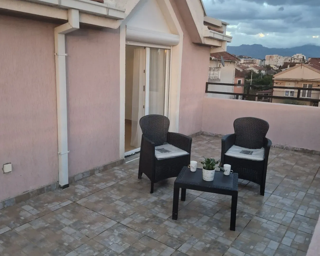 Rent, two bedroom apartment, 115m², Tološi, Podgorica