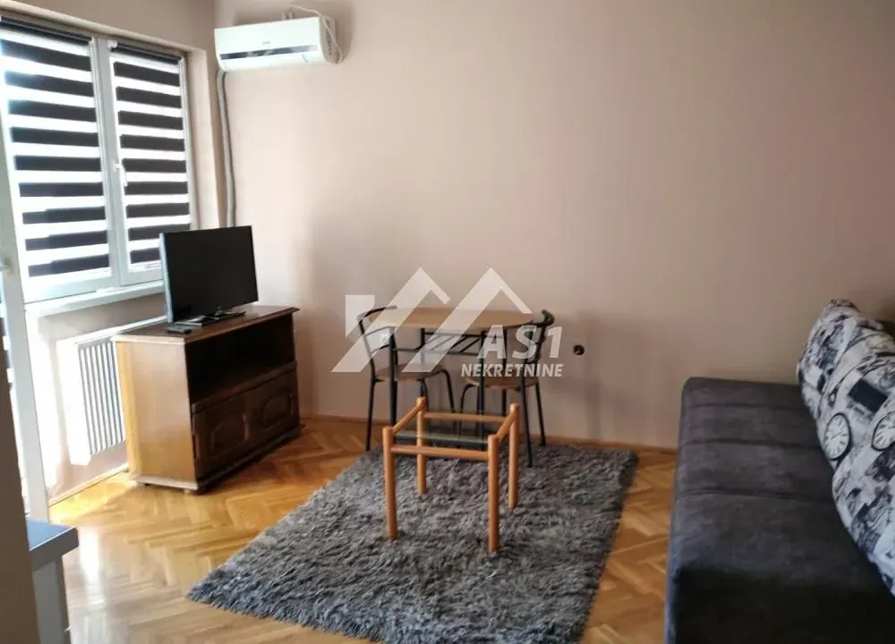 Rent, apartment, 25m², Bulevar Oslobodjenja, Novi Sad Sve Podlokacije