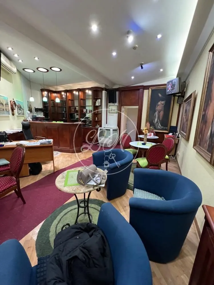 Prodaja, poslovni prostor, 77m², Novi Beograd Sve Podlokacije, Beograd