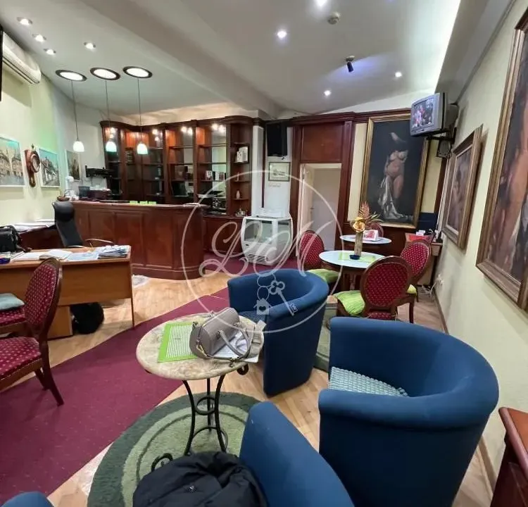 Prodaja, poslovni prostor, 77m², Novi Beograd Sve Podlokacije, Beograd