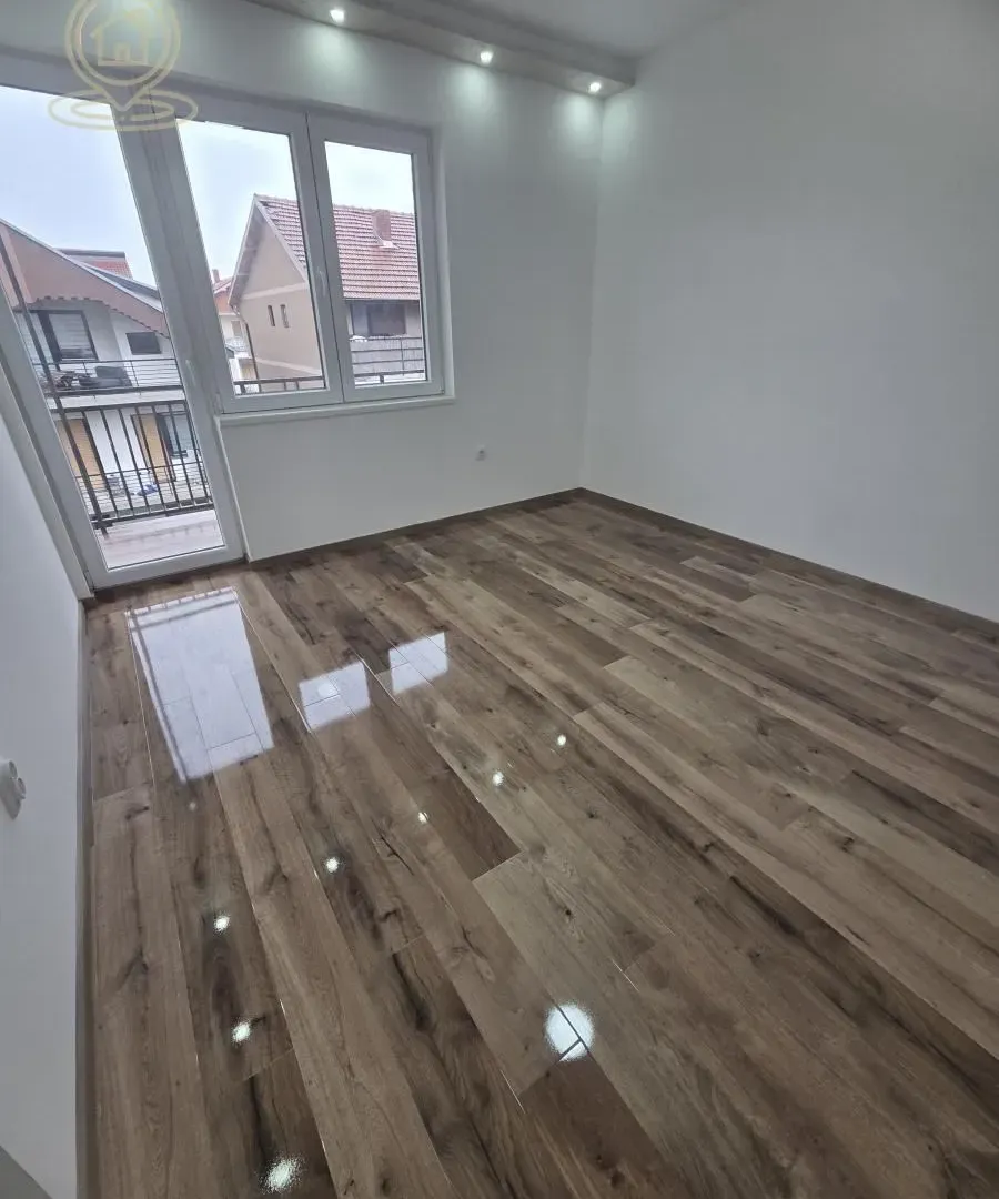 Prodaja, četvorosoban stan, 112m², Medijana, Niš