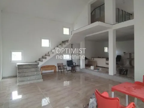 Prodaja, kuća, 270m², Surčin, Beograd - image 2