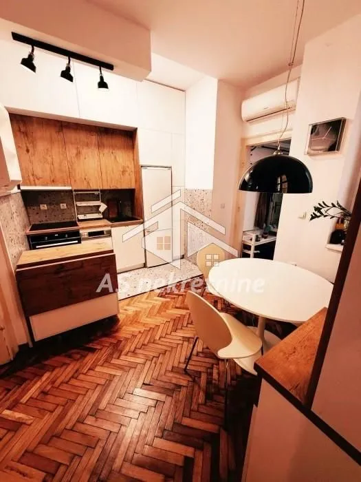Rent, apartment, 68m², Kalenić Pijaca, Vračar Sve Podlokacije