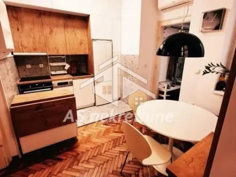 Rent, apartment, 68m², Kalenić Pijaca, Vračar Sve Podlokacije - image 6