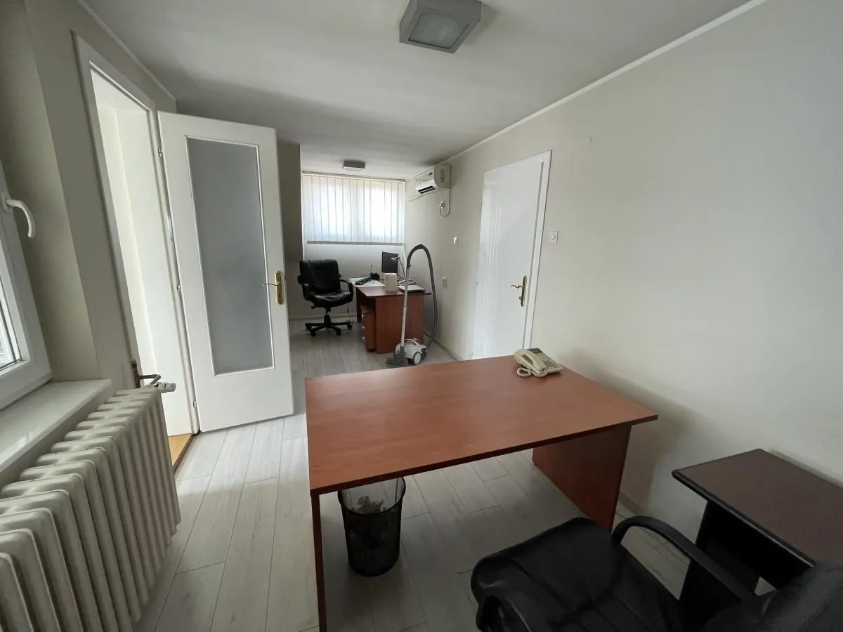 Rent, office space, 120m², Banatić, Novi Sad Sve Podlokacije