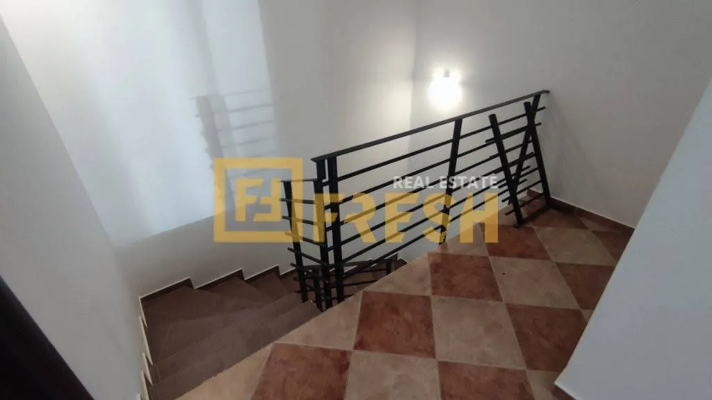 Rent, office space, 84m², Tološi, Podgorica