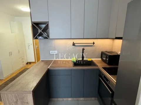 Rent, one bedroom apartment, 34m², Zeleno Brdo, Zvezdara Sve Podlokacije - image 14