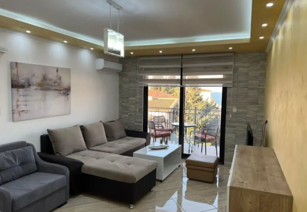 Izdavanje, garsonjera, 31m², Dobre Vode, Bar