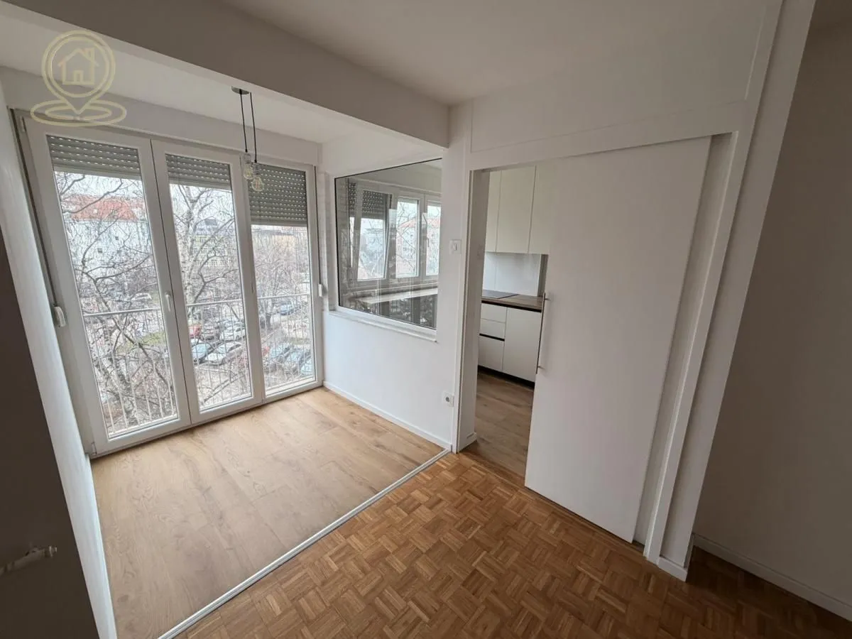 Prodaja, četvorosoban stan, 75m², Socijalno, Novi Sad Sve Podlokacije