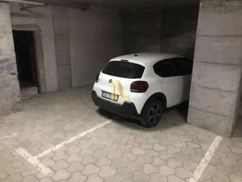 Izdavanje, parking/garaža, 18m², Podbara, Novi Sad Sve Podlokacije - image 2