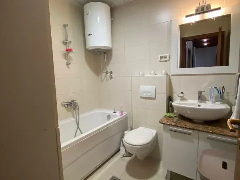 Izdavanje, stan, 75m², City Kvart, Podgorica - image 12