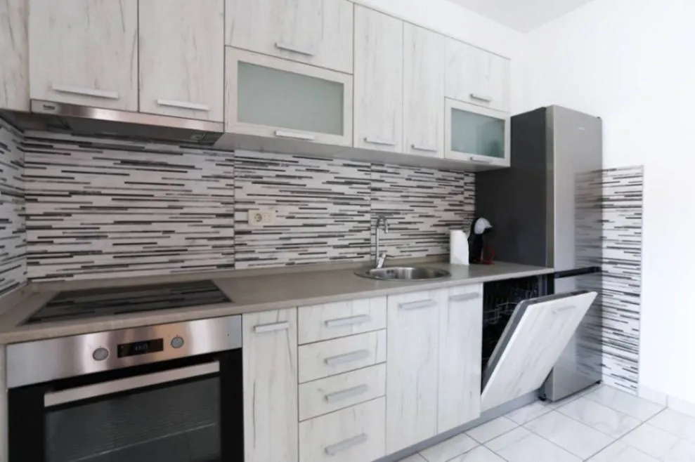 Sale, one bedroom apartment, 65m², Podmaine, Budva