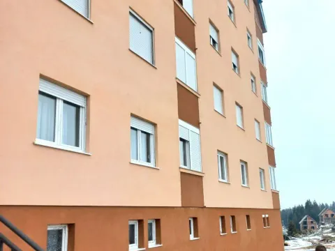 Sale, two bedroom apartment, 70m², Žabljak, Crna Gora - image 4