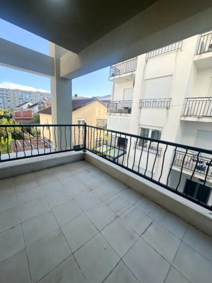 Prodaja, jednosoban stan, 53m², Stari Aerodrom, Podgorica