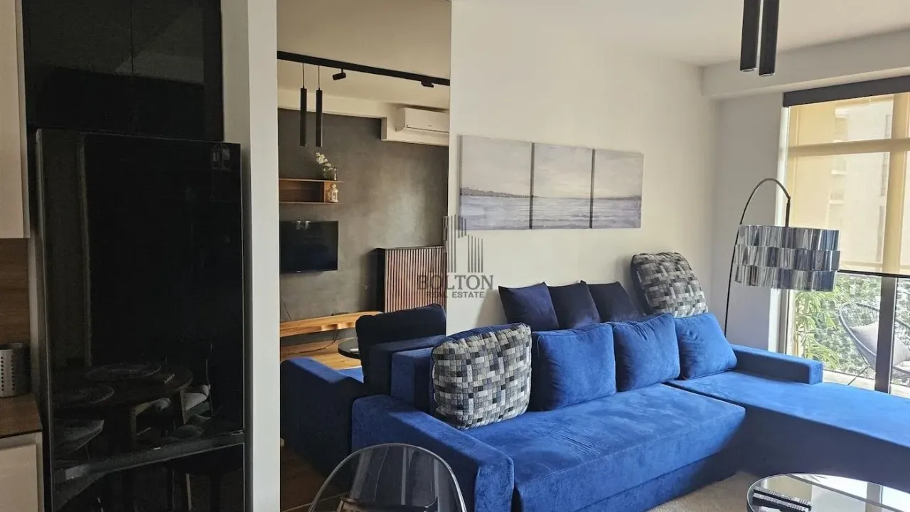 Izdavanje, dvosoban stan, 55m², Savski Venac, Beograd