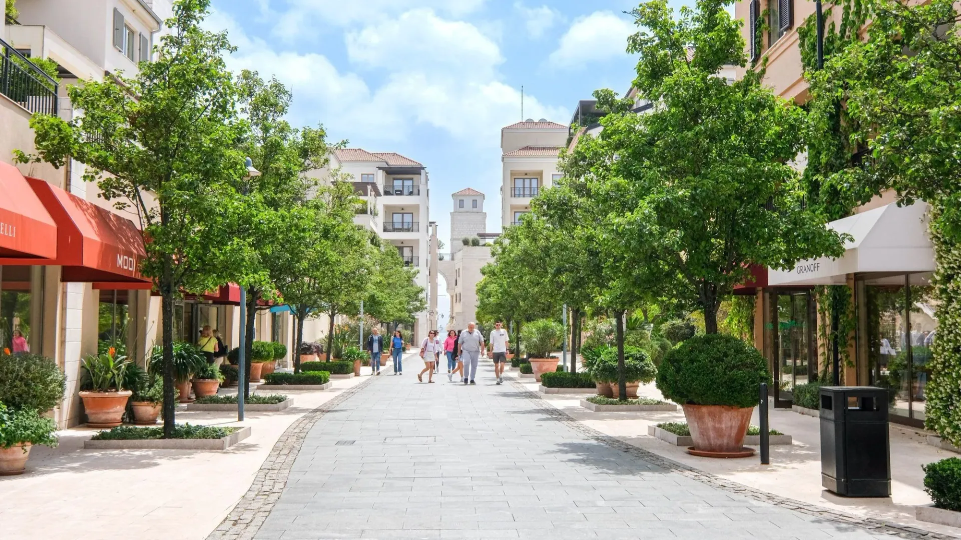 Prodaja, jednosoban stan, 68m², Tivat, Crna Gora