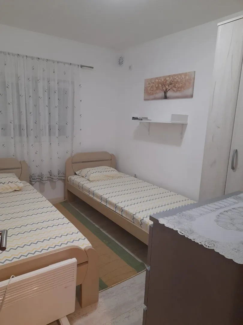 Rent, two bedroom apartment, 70m², Kalimanj, Tivat