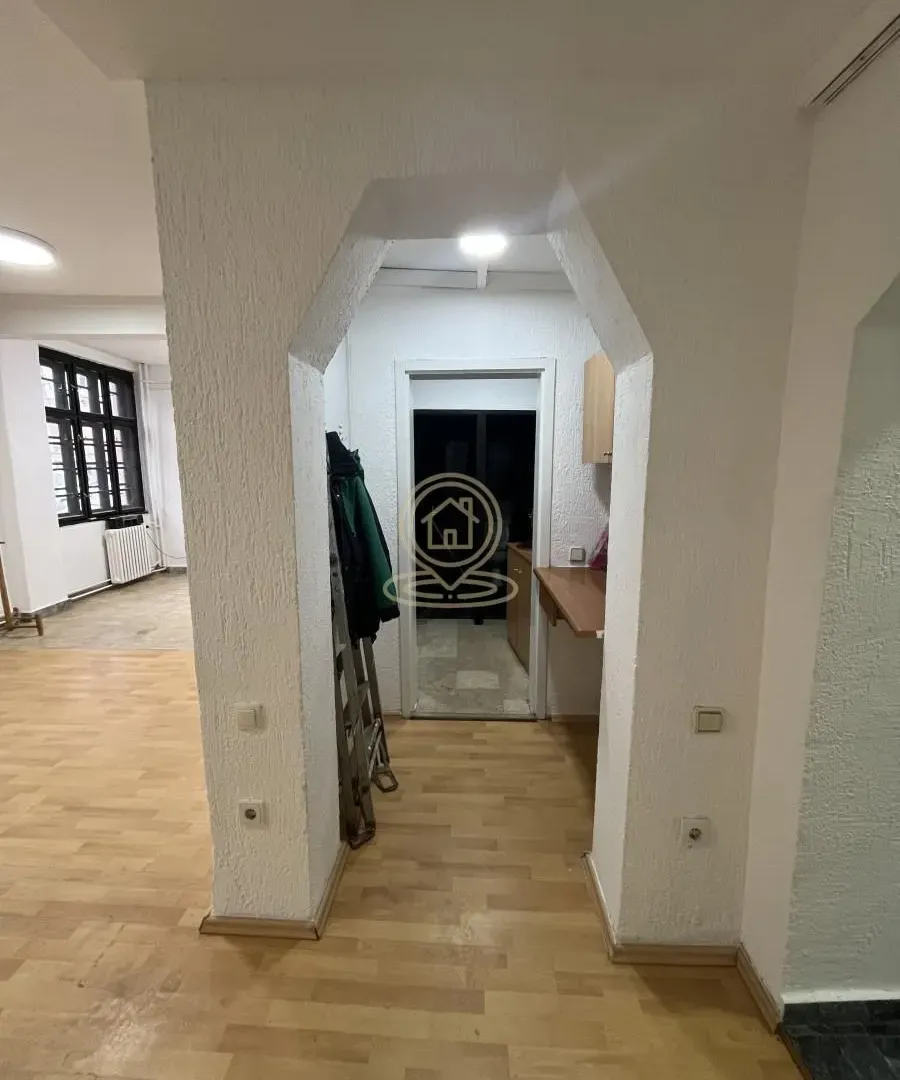 Rent, office space, 75m², Centar, Novi Sad