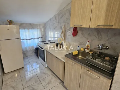 Prodaja, dvosoban stan, 75m², Centar, Podgorica - image 3