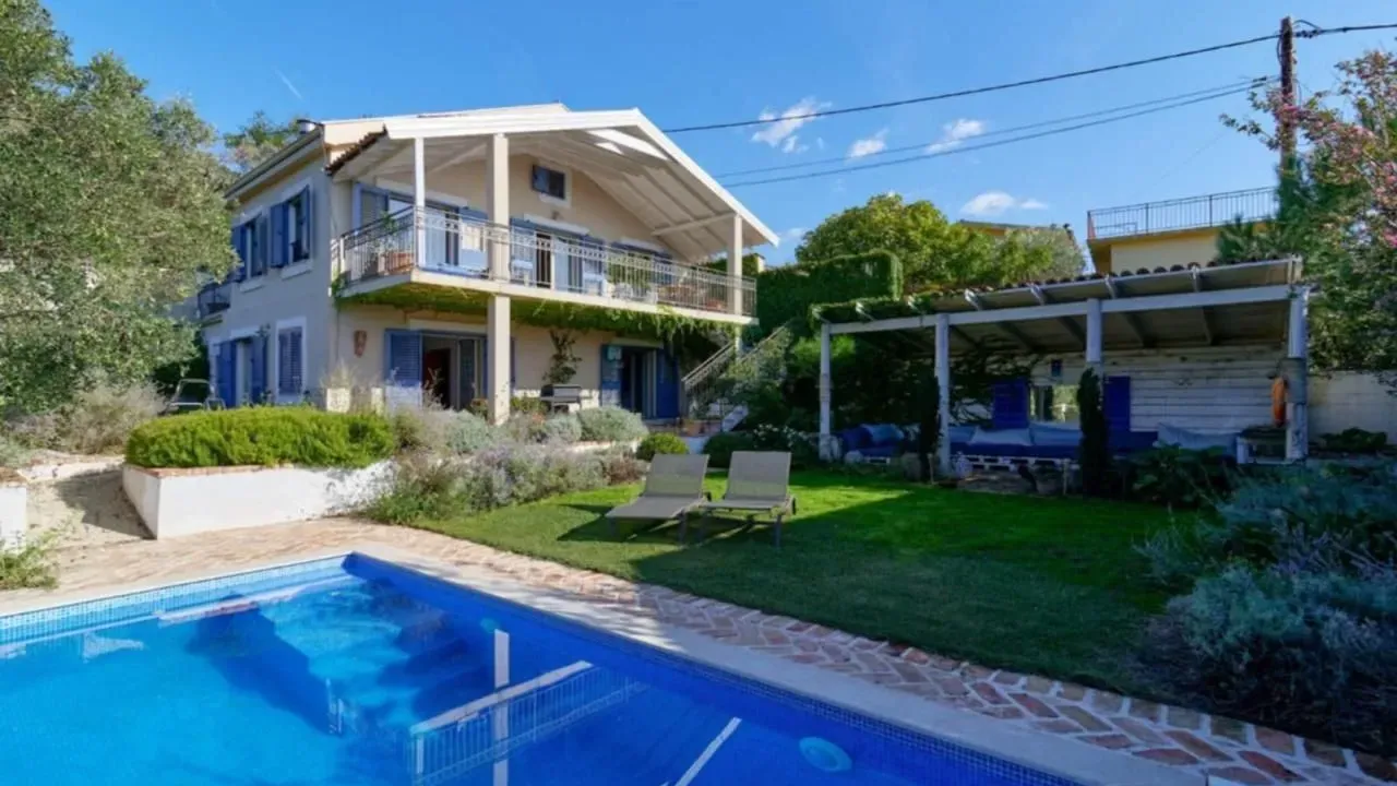 Sale, house, 140m², Kavač, Kotor