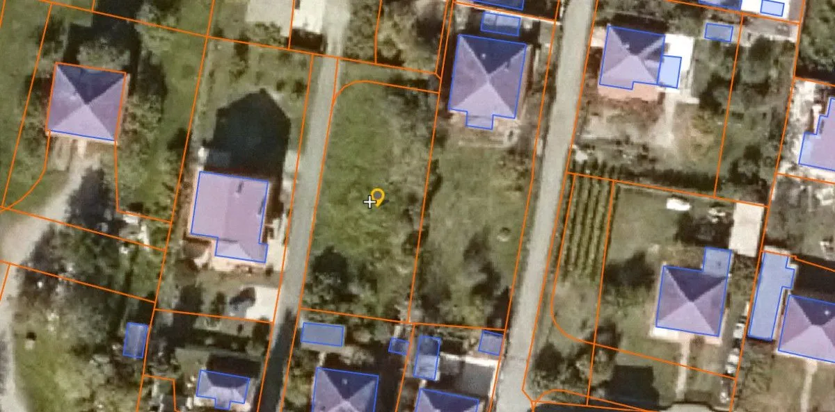 Sale, land lot, 644m², Tološi, Podgorica