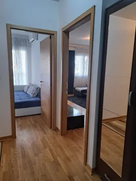 Izdavanje, dvosoban stan, 68m², City Kvart, Podgorica - image 4