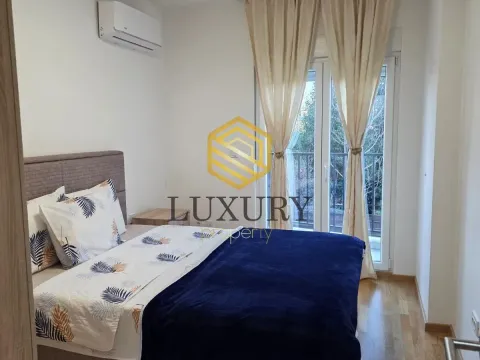 Rent, two bedroom apartment, 70m², Stara Varoš, Podgorica - image 8