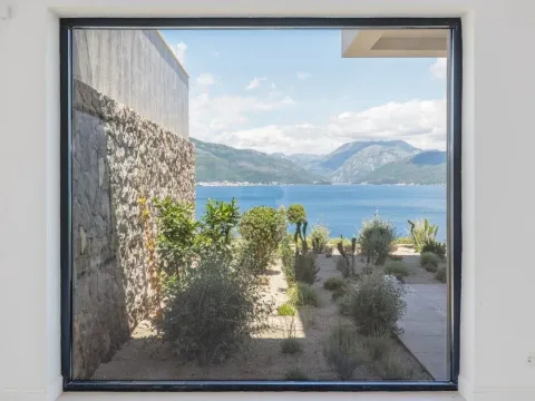 Sale, house, 328m², Krašići, Tivat - image 13
