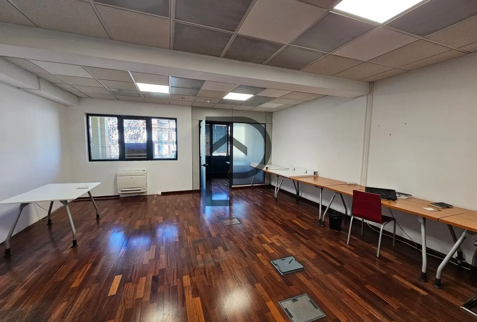 Rent, office space, 55m², Preko Morače, Podgorica