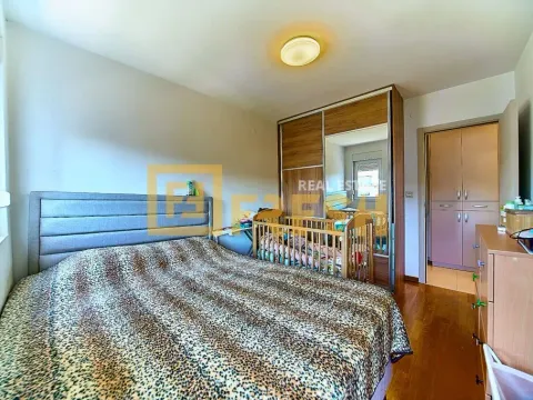 Prodaja, trosoban stan, 78m², Stari Aerodrom, Podgorica - image 13