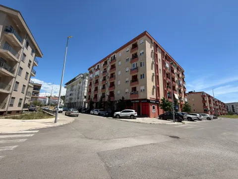 Izdavanje, jednosoban stan, 55m², Zabjelo, Podgorica - image 1