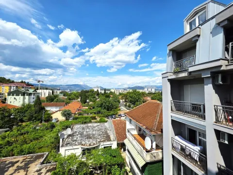 Prodaja, stan, 64m², Pobrežje, Podgorica - image 15