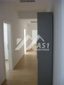 Rent, office space, 330m², Novi Sad Sve Podlokacije, Novi Sad - image 2