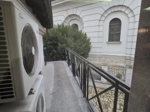 Izdavanje, poslovni prostor, 48m², Centar, Novi Sad - image 9