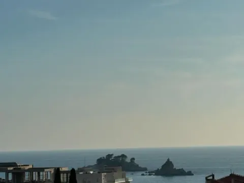 Sale, one bedroom apartment, 35m², Petrovac, Budva - image 1