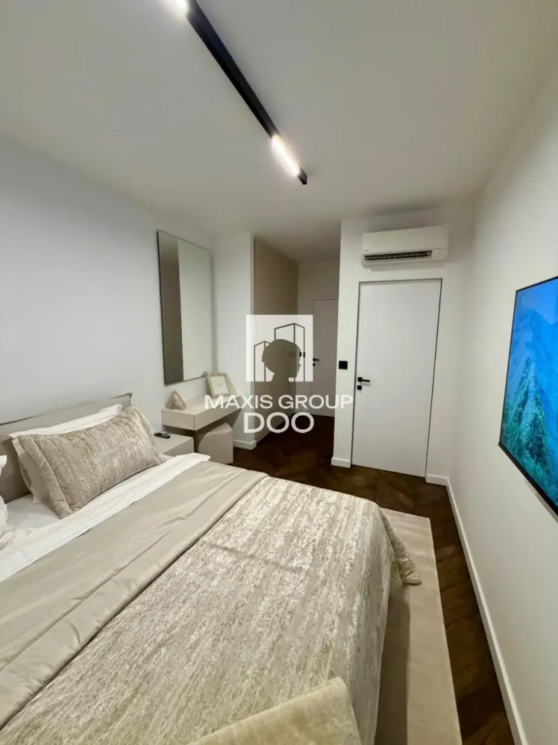 Sale, three bedroom apartment, 82m², Savski Venac, Beograd