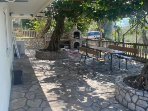 Sale, house, 300m², Marovići, Bar - image 10