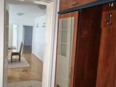 Izdavanje, stan, 130m², Čukarica, Beograd - image 13