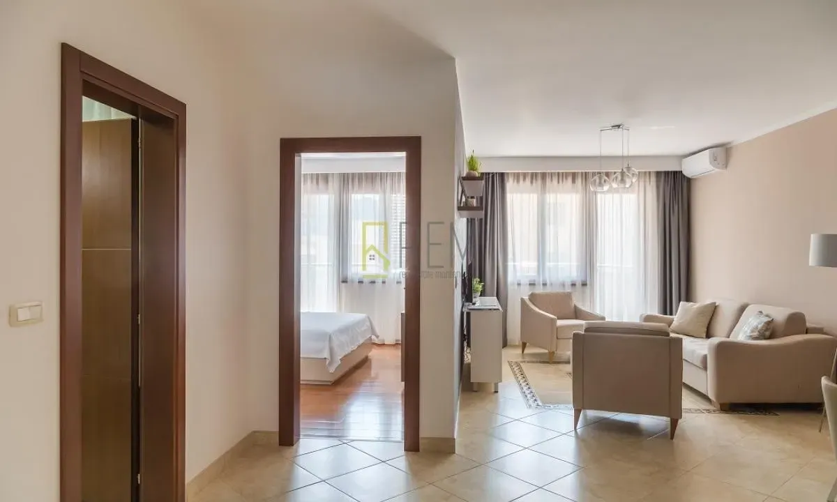 Prodaja, jednosoban stan, 64m², Bečići, Budva