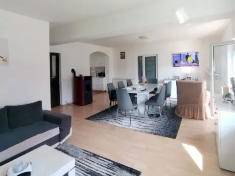 Sale, house, 270m², Mali Zvornik, Srbija - image 5