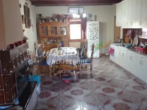 Sale, house, 236m², Surduk, Stara Pazova - image 5